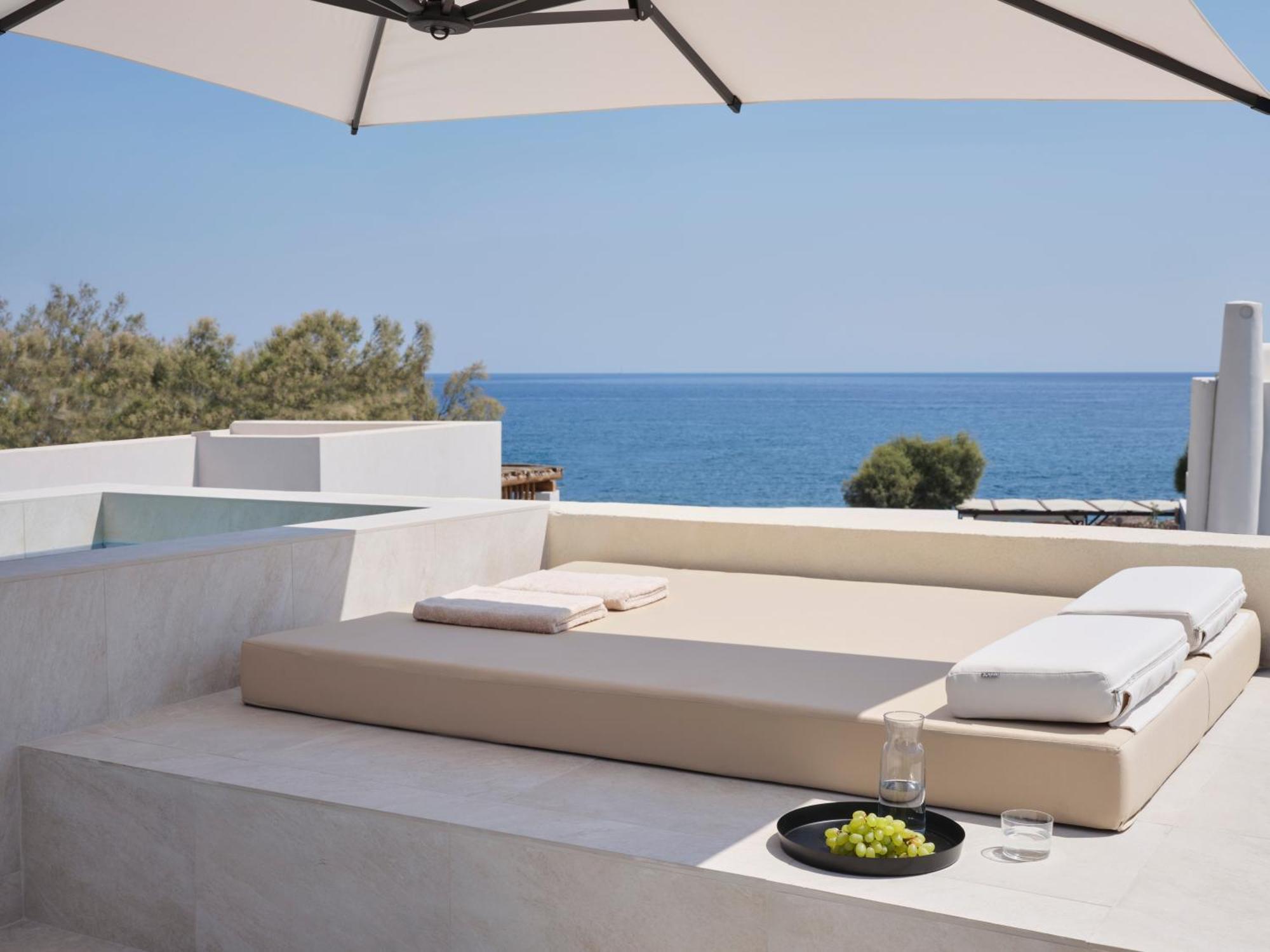 Heyday Luxury Suites Перисса Экстерьер фото